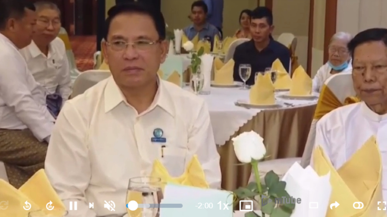 ပြန်/ဆက်ဦးစီးဌာနသို့ စာအုပ်လှူဒါန်းပွဲအခမ်းအနား