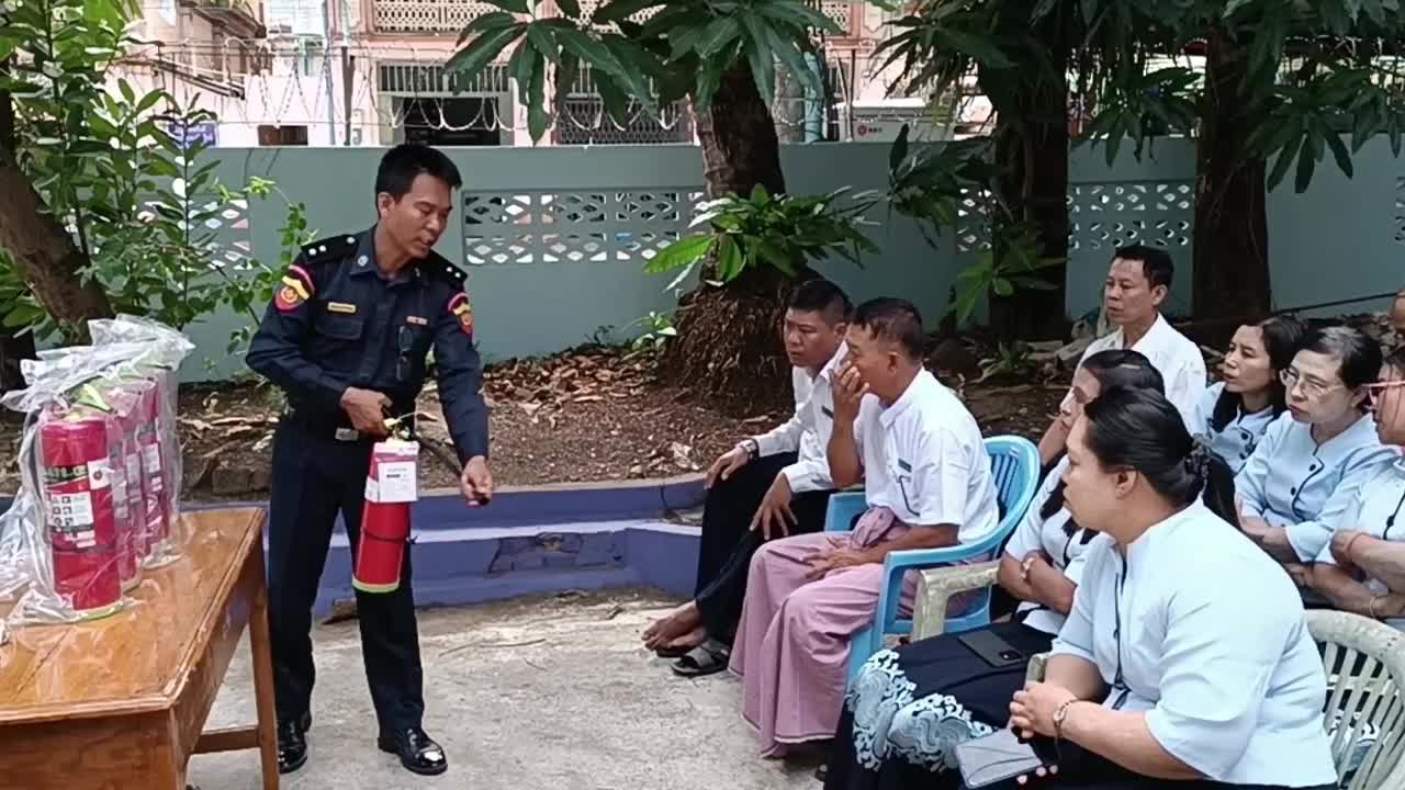မြိတ်မြို့တွင် မီးဘေးလုံခြုံရေး အသိပညာပေး ဟောပြောခြင်းနှင့် မီးငြ...